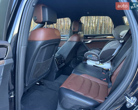 Черный Фольксваген Туарег, объемом двигателя 3 л и пробегом 259 тыс. км за 38999 $, фото 53 на Automoto.ua