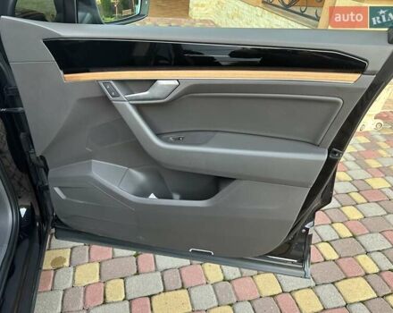 Чорний Фольксваген Туарег, об'ємом двигуна 2.97 л та пробігом 190 тис. км за 42000 $, фото 22 на Automoto.ua