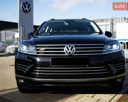 Чорний Фольксваген Туарег, об'ємом двигуна 3 л та пробігом 106 тис. км за 32519 $, фото 8 на Automoto.ua