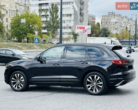 Чорний Фольксваген Туарег, об'ємом двигуна 2.97 л та пробігом 170 тис. км за 41950 $, фото 5 на Automoto.ua