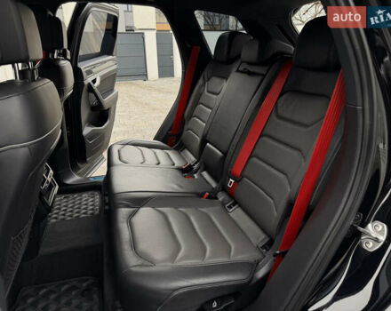 Чорний Фольксваген Туарег, об'ємом двигуна 3 л та пробігом 99 тис. км за 57888 $, фото 40 на Automoto.ua