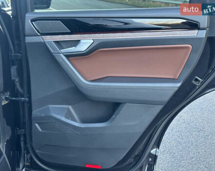 Черный Фольксваген Туарег, объемом двигателя 3 л и пробегом 259 тыс. км за 38999 $, фото 59 на Automoto.ua