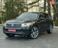 Черный Фольксваген Туарег, объемом двигателя 2.97 л и пробегом 264 тыс. км за 44000 $, фото 11 на Automoto.ua