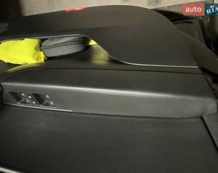 Чорний Фольксваген Туарег, об'ємом двигуна 3 л та пробігом 106 тис. км за 32519 $, фото 18 на Automoto.ua