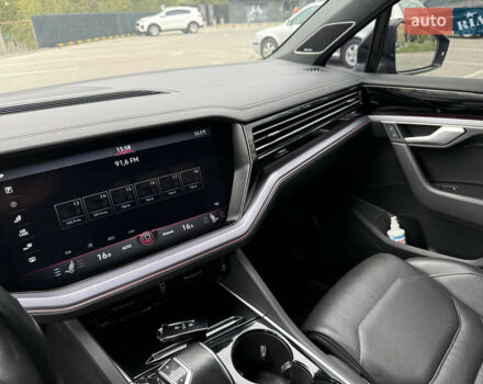 Чорний Фольксваген Туарег, об'ємом двигуна 3 л та пробігом 190 тис. км за 44500 $, фото 18 на Automoto.ua