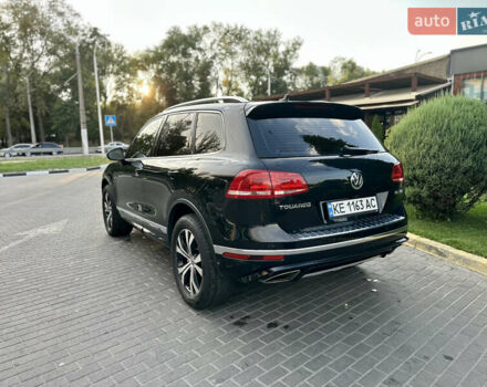 Черный Фольксваген Туарег, объемом двигателя 2.97 л и пробегом 121 тыс. км за 39900 $, фото 23 на Automoto.ua