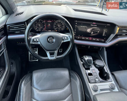 Чорний Фольксваген Туарег, об'ємом двигуна 2.97 л та пробігом 240 тис. км за 43500 $, фото 21 на Automoto.ua