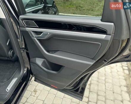 Черный Фольксваген Туарег, объемом двигателя 2.97 л и пробегом 96 тыс. км за 45500 $, фото 15 на Automoto.ua