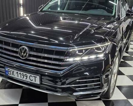 Черный Фольксваген Туарег, объемом двигателя 2.97 л и пробегом 180 тыс. км за 48500 $, фото 17 на Automoto.ua