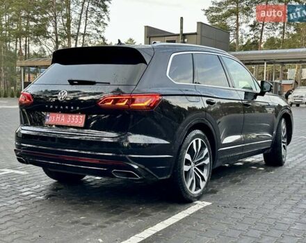 Черный Фольксваген Туарег, объемом двигателя 2.97 л и пробегом 264 тыс. км за 44000 $, фото 23 на Automoto.ua