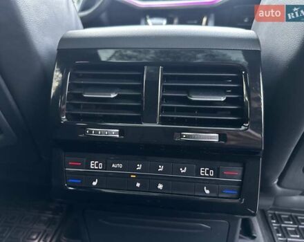 Черный Фольксваген Туарег, объемом двигателя 2.97 л и пробегом 264 тыс. км за 44000 $, фото 57 на Automoto.ua