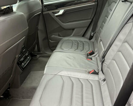 Черный Фольксваген Туарег, объемом двигателя 2.97 л и пробегом 135 тыс. км за 45500 $, фото 35 на Automoto.ua