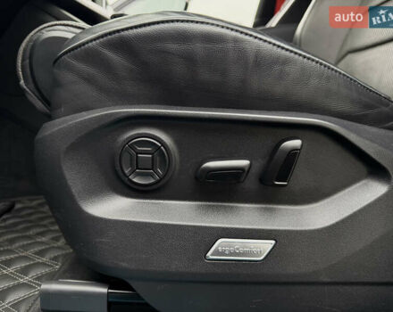 Чорний Фольксваген Туарег, об'ємом двигуна 3 л та пробігом 105 тис. км за 57888 $, фото 54 на Automoto.ua