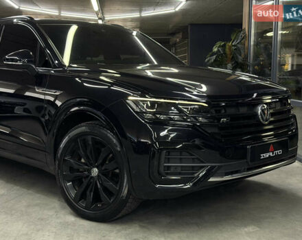 Черный Фольксваген Туарег, объемом двигателя 2.97 л и пробегом 172 тыс. км за 50500 $, фото 3 на Automoto.ua