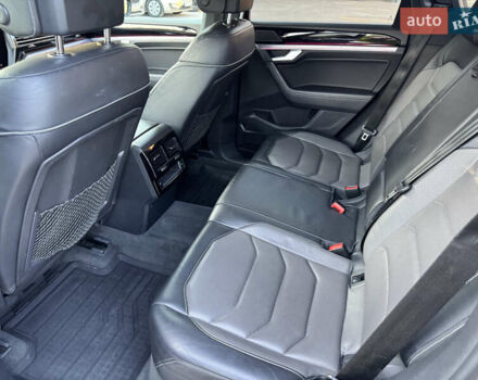 Чорний Фольксваген Туарег, об'ємом двигуна 2.97 л та пробігом 240 тис. км за 43500 $, фото 44 на Automoto.ua