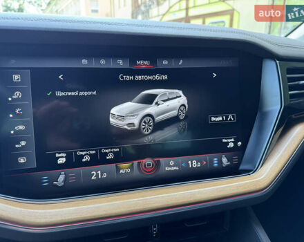 Чорний Фольксваген Туарег, об'ємом двигуна 2.97 л та пробігом 206 тис. км за 45000 $, фото 35 на Automoto.ua