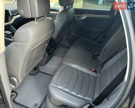 Чорний Фольксваген Туарег, об'ємом двигуна 2.97 л та пробігом 190 тис. км за 42000 $, фото 11 на Automoto.ua