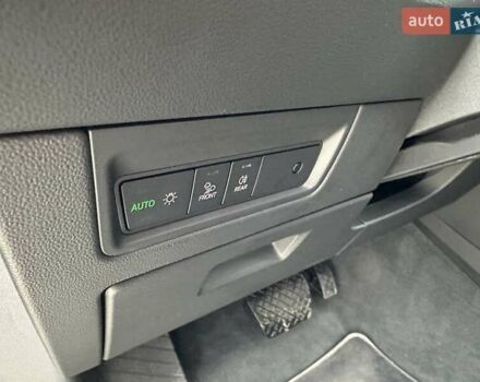 Черный Фольксваген Туарег, объемом двигателя 2.97 л и пробегом 96 тыс. км за 45500 $, фото 27 на Automoto.ua