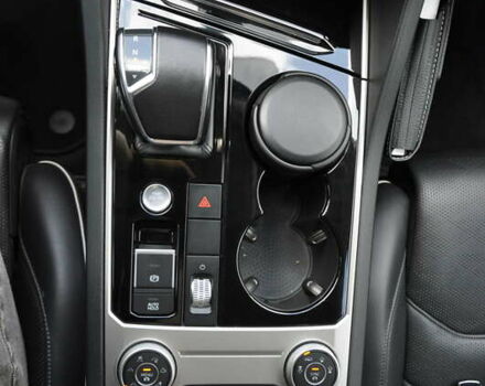 Черный Фольксваген Туарег, объемом двигателя 2.97 л и пробегом 138 тыс. км за 46400 $, фото 42 на Automoto.ua