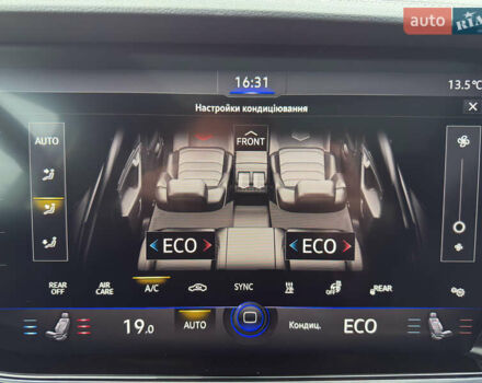 Черный Фольксваген Туарег, объемом двигателя 2.97 л и пробегом 187 тыс. км за 45500 $, фото 43 на Automoto.ua