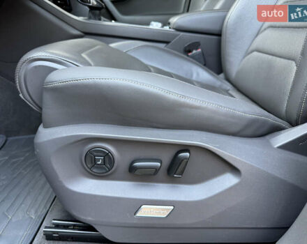 Чорний Фольксваген Туарег, об'ємом двигуна 2.97 л та пробігом 206 тис. км за 45000 $, фото 24 на Automoto.ua