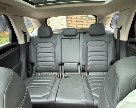 Черный Фольксваген Туарег, объемом двигателя 2.97 л и пробегом 135 тыс. км за 45500 $, фото 21 на Automoto.ua