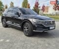 Черный Фольксваген Туарег, объемом двигателя 2.97 л и пробегом 228 тыс. км за 39999 $, фото 1 на Automoto.ua