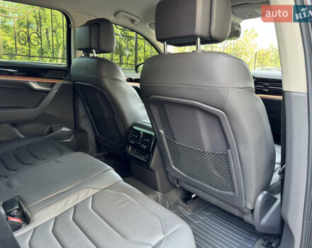 Чорний Фольксваген Туарег, об'ємом двигуна 2.97 л та пробігом 206 тис. км за 45000 $, фото 52 на Automoto.ua