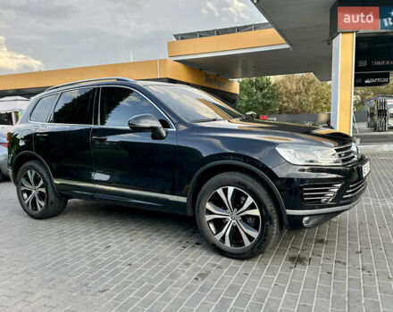 Черный Фольксваген Туарег, объемом двигателя 2.97 л и пробегом 121 тыс. км за 39900 $, фото 5 на Automoto.ua