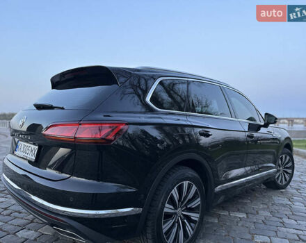 Черный Фольксваген Туарег, объемом двигателя 3 л и пробегом 229 тыс. км за 39999 $, фото 11 на Automoto.ua