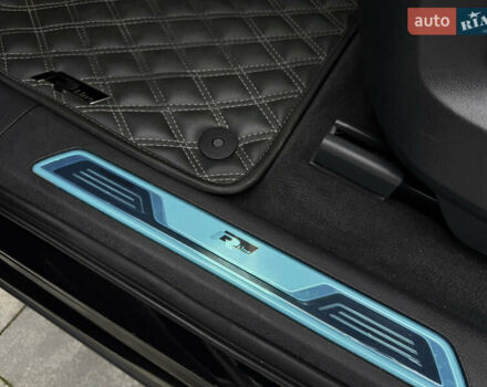 Чорний Фольксваген Туарег, об'ємом двигуна 3 л та пробігом 105 тис. км за 57888 $, фото 55 на Automoto.ua