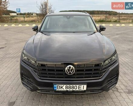 Черный Фольксваген Туарег, объемом двигателя 2.97 л и пробегом 187 тыс. км за 45500 $, фото 4 на Automoto.ua