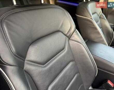 Черный Фольксваген Туарег, объемом двигателя 2.97 л и пробегом 187 тыс. км за 45500 $, фото 26 на Automoto.ua