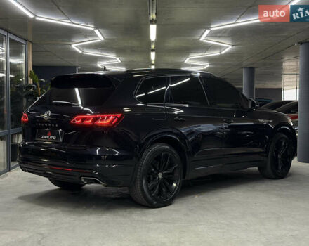 Черный Фольксваген Туарег, объемом двигателя 2.97 л и пробегом 172 тыс. км за 50500 $, фото 14 на Automoto.ua