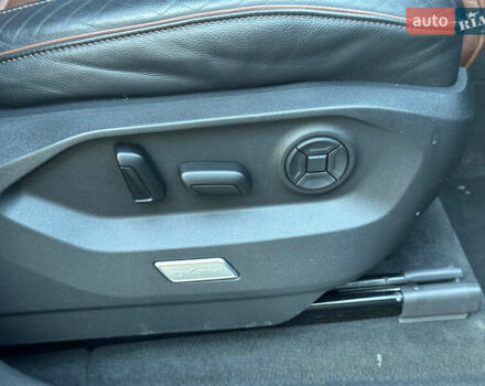 Черный Фольксваген Туарег, объемом двигателя 3 л и пробегом 259 тыс. км за 38999 $, фото 67 на Automoto.ua