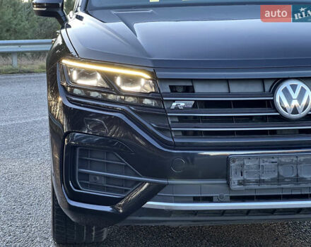 Черный Фольксваген Туарег, объемом двигателя 3 л и пробегом 259 тыс. км за 38999 $, фото 15 на Automoto.ua