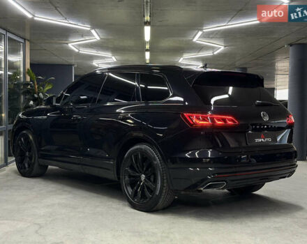 Черный Фольксваген Туарег, объемом двигателя 2.97 л и пробегом 172 тыс. км за 50500 $, фото 10 на Automoto.ua