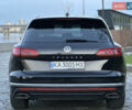 Черный Фольксваген Туарег, объемом двигателя 3 л и пробегом 229 тыс. км за 39999 $, фото 15 на Automoto.ua