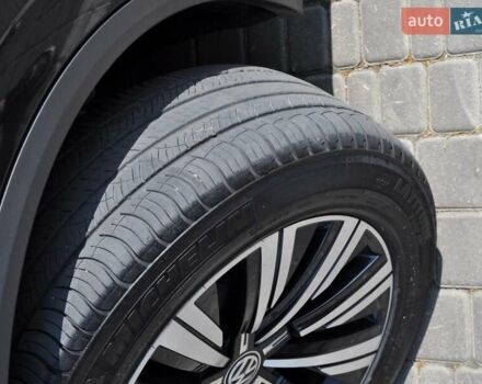 Черный Фольксваген Туарег, объемом двигателя 2.97 л и пробегом 138 тыс. км за 46400 $, фото 15 на Automoto.ua