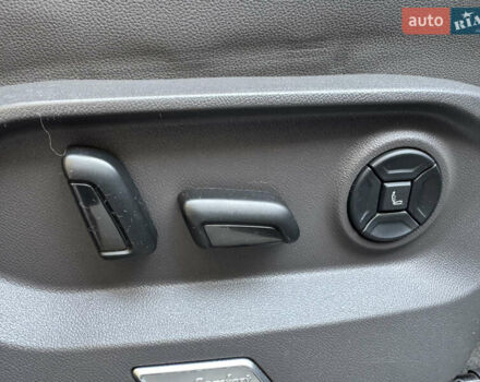 Чорний Фольксваген Туарег, об'ємом двигуна 2.97 л та пробігом 206 тис. км за 45000 $, фото 57 на Automoto.ua