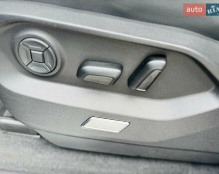 Чорний Фольксваген Туарег, об'ємом двигуна 2.97 л та пробігом 170 тис. км за 41950 $, фото 41 на Automoto.ua