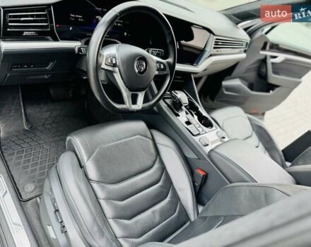 Чорний Фольксваген Туарег, об'ємом двигуна 2.97 л та пробігом 170 тис. км за 41950 $, фото 40 на Automoto.ua