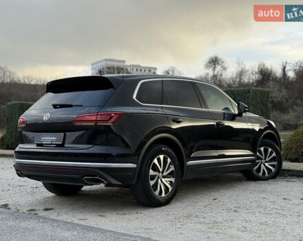 Черный Фольксваген Туарег, объемом двигателя 2.97 л и пробегом 280 тыс. км за 37900 $, фото 11 на Automoto.ua