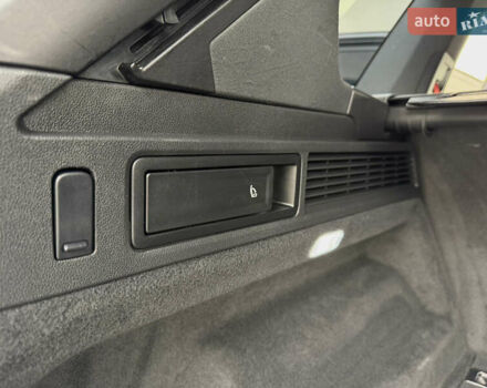 Чорний Фольксваген Туарег, об'ємом двигуна 3 л та пробігом 105 тис. км за 57888 $, фото 34 на Automoto.ua