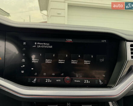 Чорний Фольксваген Туарег, об'ємом двигуна 3 л та пробігом 99 тис. км за 57888 $, фото 63 на Automoto.ua