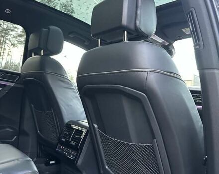 Черный Фольксваген Туарег, объемом двигателя 2.97 л и пробегом 264 тыс. км за 44000 $, фото 65 на Automoto.ua