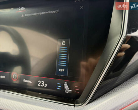 Чорний Фольксваген Туарег, об'ємом двигуна 3 л та пробігом 99 тис. км за 57888 $, фото 72 на Automoto.ua