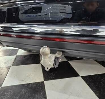 Черный Фольксваген Туарег, объемом двигателя 2.97 л и пробегом 180 тыс. км за 48500 $, фото 10 на Automoto.ua