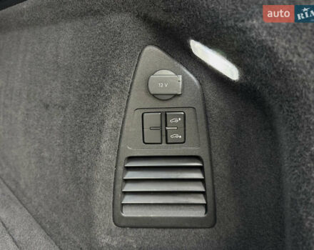 Чорний Фольксваген Туарег, об'ємом двигуна 3 л та пробігом 105 тис. км за 57888 $, фото 33 на Automoto.ua