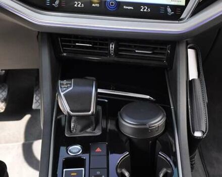 Черный Фольксваген Туарег, объемом двигателя 2.97 л и пробегом 138 тыс. км за 46400 $, фото 35 на Automoto.ua